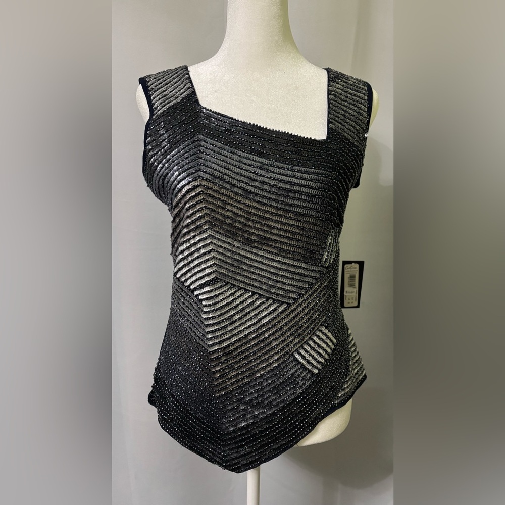 Cartise Blue and Silver Geometric Tank Top